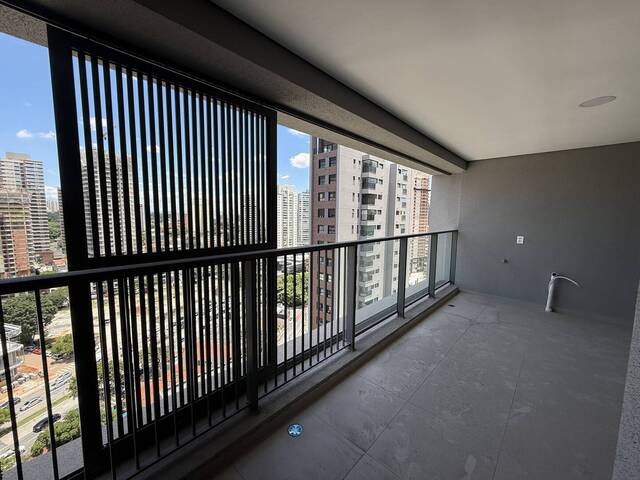 #28 - Apartamento para Venda em  - 